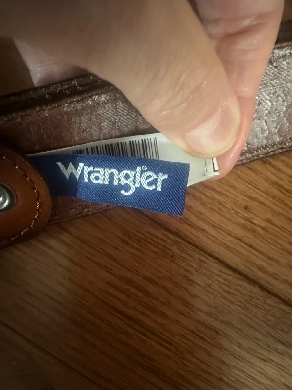 Wrangler Brown western Leather Belt with Decorative Silver Buckle. Size 32